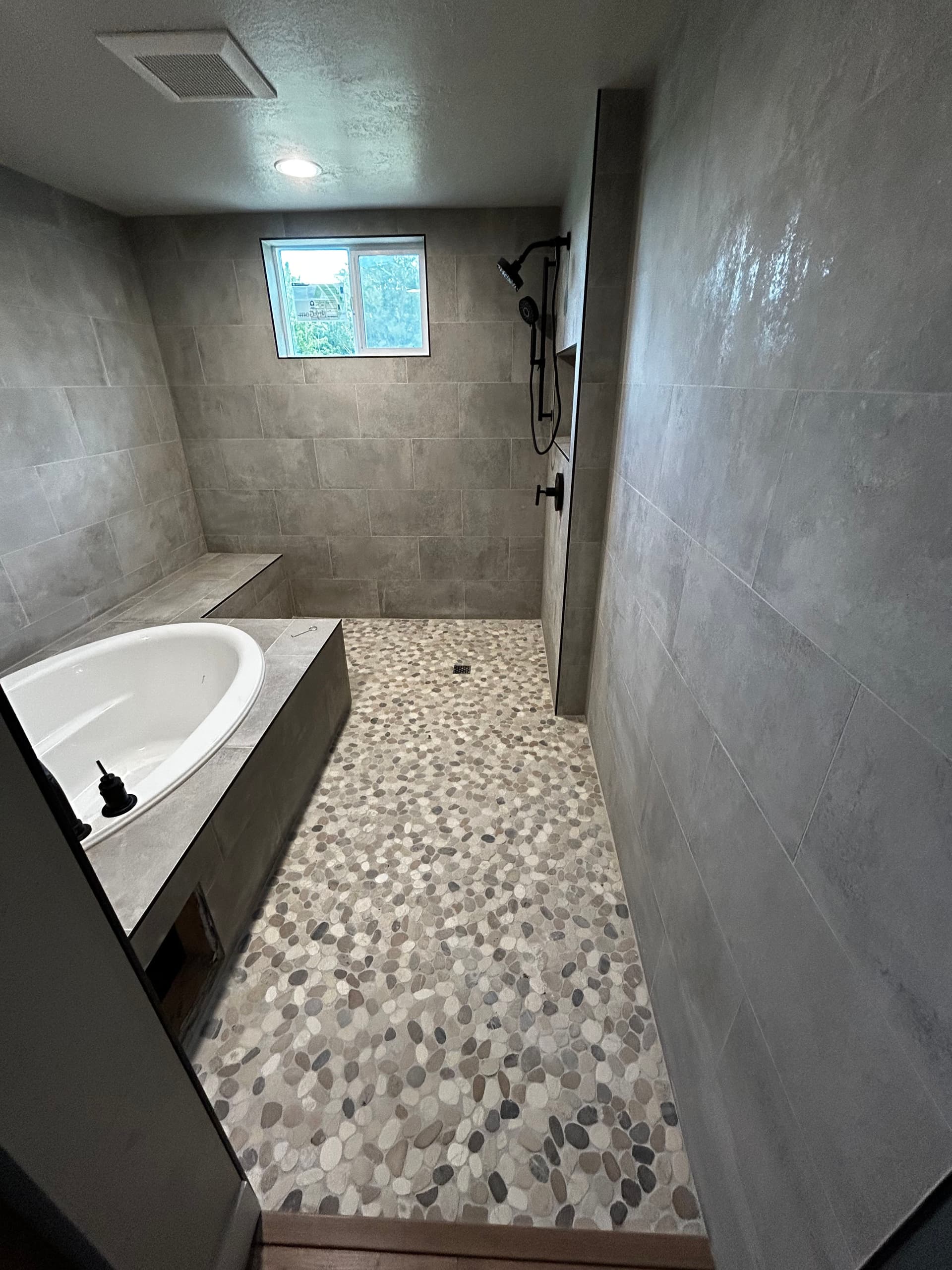 Luxurious Bathroom Oasis Featuring Spa-Style Wet Room image