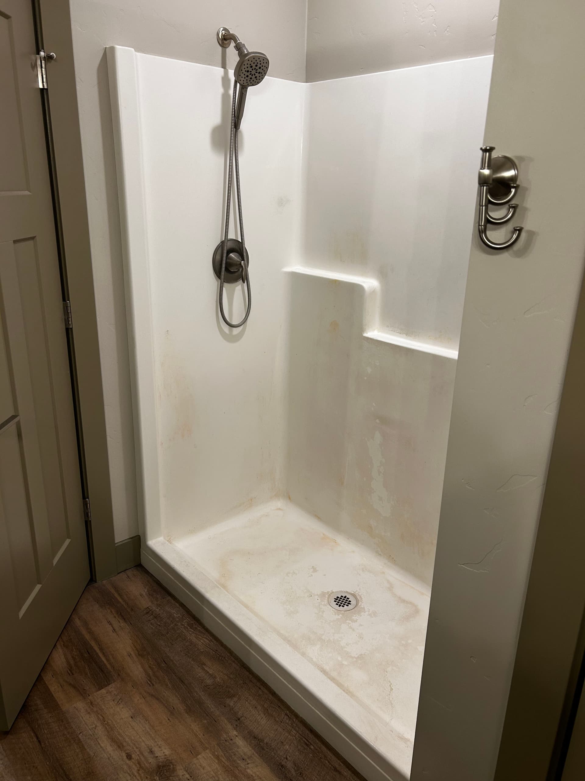 Gallery photos for Bathroom Makeover with Marble-Patterned Tiles and Custom Features: Image #4