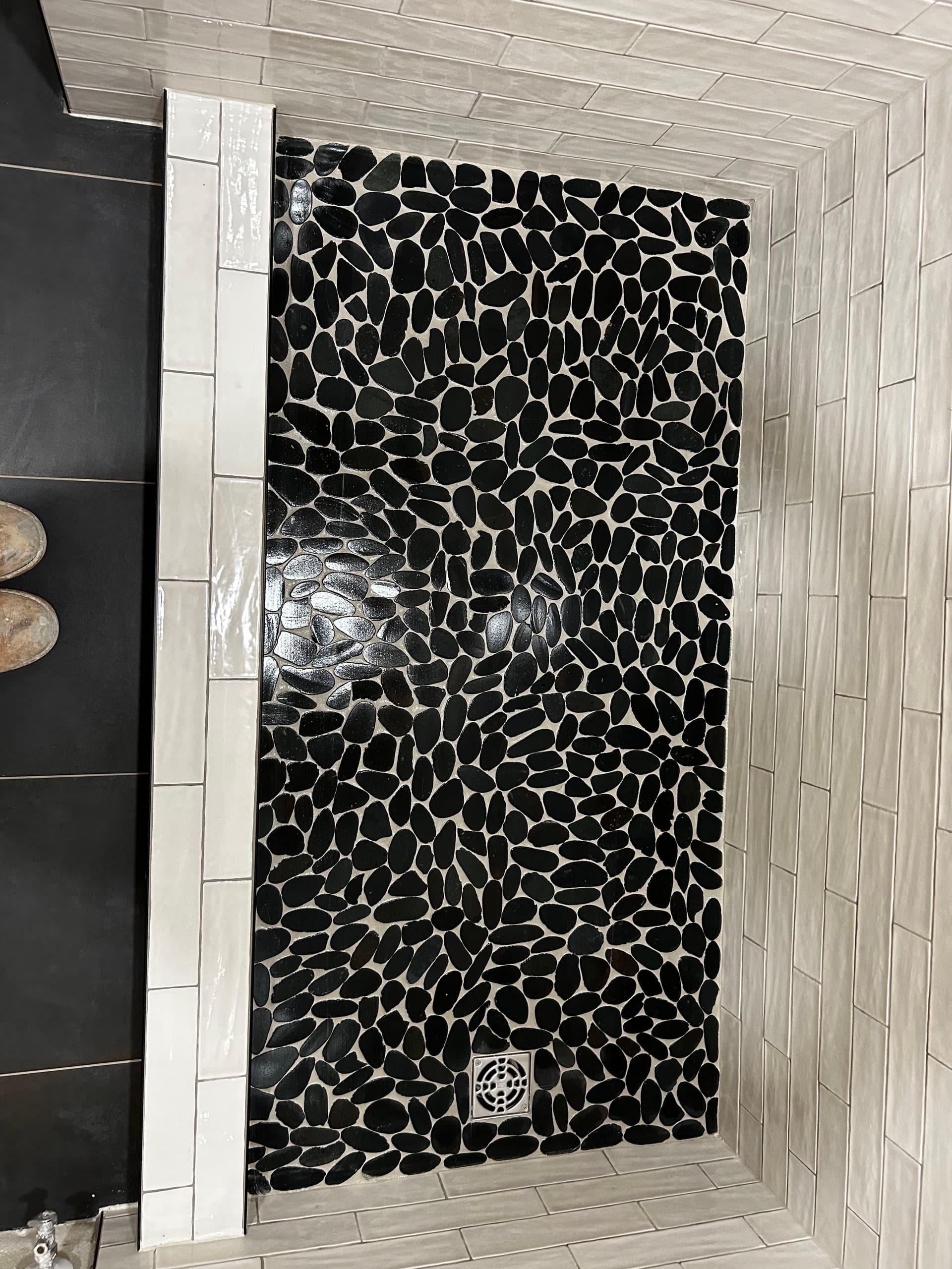 Gallery photos for Stunning Bathroom Makeover with Custom Tile Work in Nampa: Image #3